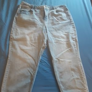 Curvy Mom Jeans